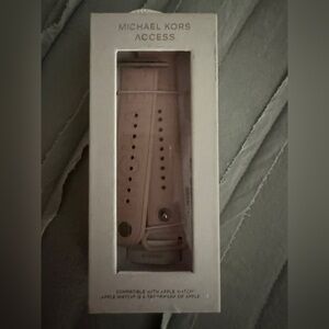 NEW IN BOX PINK MICHAEL KORS APPLE WATCH BAND